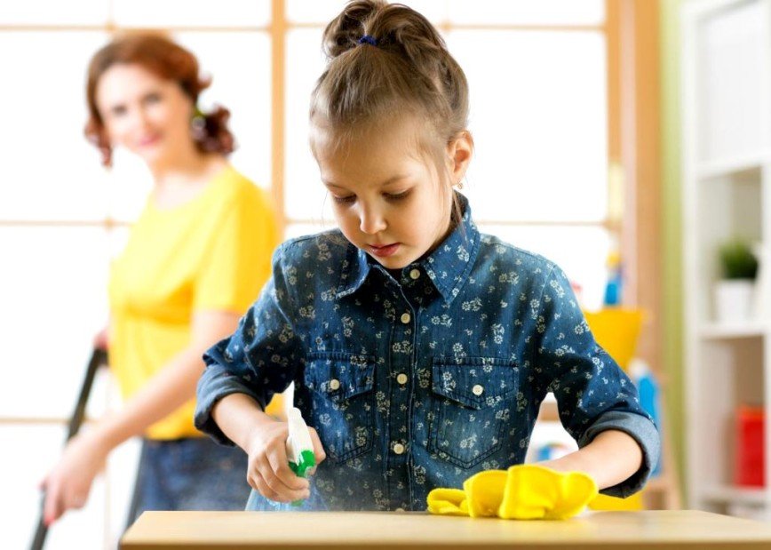 Беспорядок в детской комнате: заставить убирать или не обращать внимания