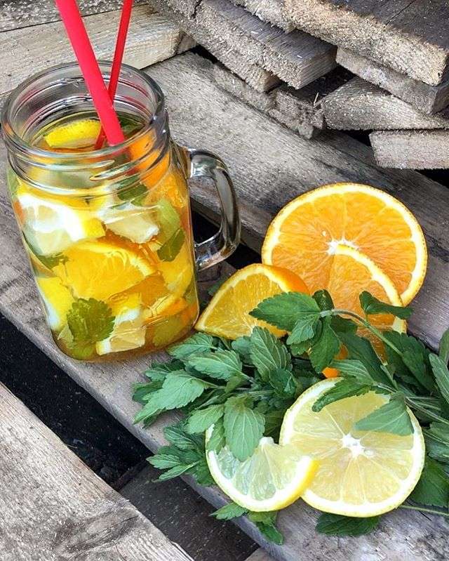 Охлаждаемся в жару: топ-6 лучших рецептов лимонада