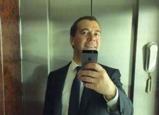 Фотожаби: Селфи Медведєва (41 фото)