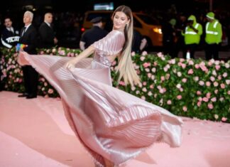 Жизель Бюндхен поділилася рідкісним фото з пологів на честь Йоахіма Валенте та їх сина