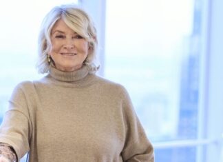 Ритуал перед сном Марти Стюарт: інверсійні таблиці та ретиноїди нового покоління