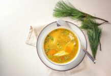 Знаменитий курячий суп-локшина: чотири зігріваючі рецепти на зиму