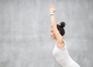 Йога на кріслі: посібник для початківців