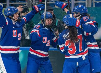 Жіноча хокейна збірна США вийшла у фінал Олімпійських ігор за золото