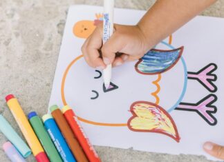 Феномен курячого банана: пояснення альфа-трену покоління