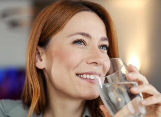 Вчорашня Вода: Коли вона стає небезпечною для пиття?