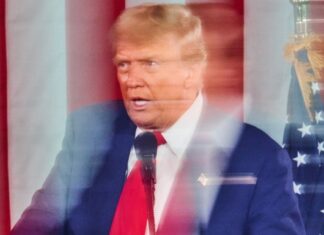 Використання DARVO Трампом: Паттерн маніпуляцій та спотворення реальності