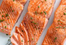 Підніміть лосось на новий рівень із 186-річним французьким гірчичним соусом