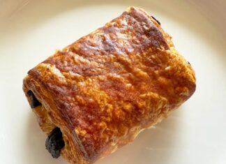 Шоколадні круасани Williams Sonoma: Заморожена випічка, яка швидко розкуповується