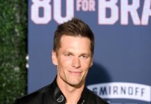 Том Бреді та його син Джек як дві краплі води в рідкісній публічній появі