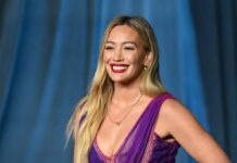Хіларі Дафф повернулася на церемонію “American Music Awards”. І принесла із собою блискітки