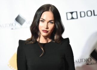 Megan Fox na nowo wyobraża sobie ikonografię religijną w poście na Instagramie Saucy Clothes